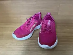 new balance ピンク スニーカー