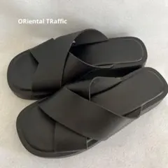 ORiental TRaffic美品 ブラッククロスストラップ サンダル　M