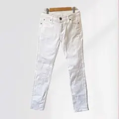 しまむら　クロッシープレミアム　白　スキニーパンツ　Mのサムネイル