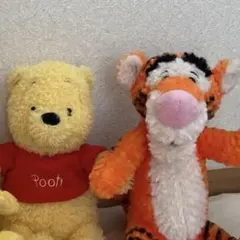 プーさん、ティガーのぬいぐるみセット　プーさんぬいぐるみセット