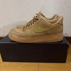 NIKE AIR FORCE 1 スニーカーのサムネイル