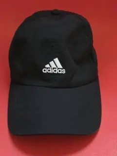 adidas アディダス キャップ 帽子 ブラック　黒　スポーツ