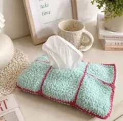 【ハンドメイド】編み物　ふわふわ ティッシュケース　カバー　北欧　ブルーのサムネイル