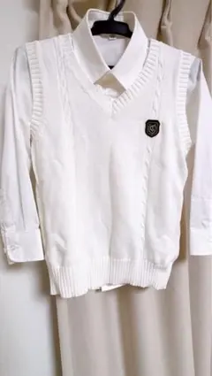 ゴムサイズム　ベスト　120サイズ　★美品★