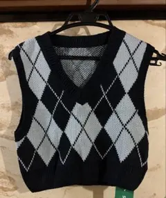 ダイヤモンド柄 Vネックニットベスト