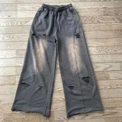 ダメージ加工グレージョガーパンツ