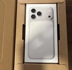 新品未開封 iPhone17ProMaxシルバー256G - メルカリ