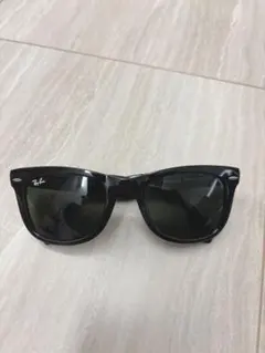 【Ray-Ban RB4105 601 フォールディング ウェイファーラー