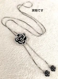 超人気♡レディース ネックレス♡ブラック 薔薇 ロング ペンダント