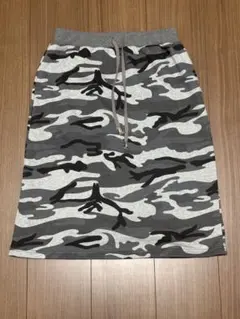 ＼5/31まで再値下げ／CECIL McBEE スカート　迷彩　M