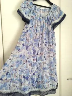 【美品】レストローズ　青系花柄 半袖ワンピース