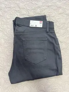 ユニクロ　新品タグ付きウルトラストレッチカラージーンズ