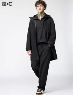 ユニクロ C タックワイドテーパードパンツ　ブラック