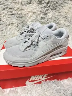 美品 ナイキ エアマックス90 Wolf Grey 26㎝