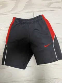 Nike ハーフパンツ 110-120