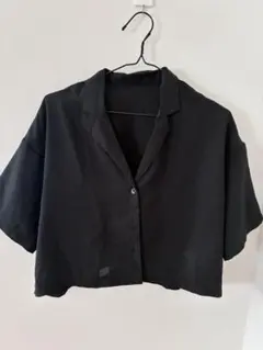 SHEIN 半袖 ショート丈 シアーシャツ 黒 Sサイズのサムネイル