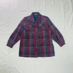長袖シャツ 赤・紫・グレーのチェック 金色ボタン