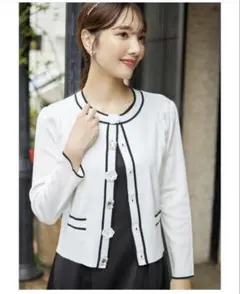 紙タグ付toccoクローゼットリュクスビジュー立体フラワー付ライン入カーディガン