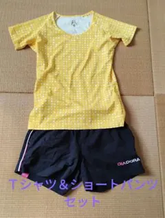 Ｔシャツ　ショートパンツセット　テニスウェア　上下セット