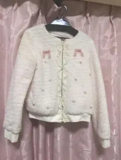 Item thumbnail for item 98a3a54e-e81c-44ce-9f2f-46bedfad0a52