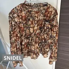 SNIDEL 花柄 シアーブラウス 長袖