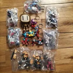 フィギュア　ウルトラマン倶楽部　ガンダム　ビーダマン