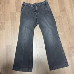 GU フレアジーンズ　Mサイズ