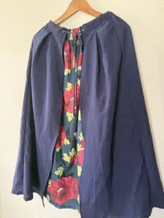 iS ScoLar 花柄プリント ロングスカート ネイビーのサムネイル