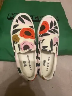 Item thumbnail for item 73ae994e-0c60-46d2-890d-b9ced67fdb6a