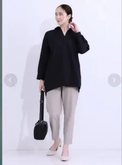 テーパードパンツ