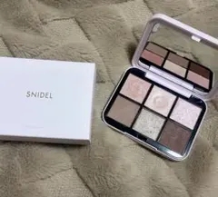 ⭐︎値下げ⭐︎SNIDEL アイデザイナーn 05 アイシャドウパレット(初回限定)