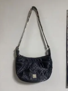 希少✨美品 フェイラー ハイジ ショルダーバッグ 黒 ゴールド金具 くまチャーム フェイラー ハイジ ショルダーバッグ 黒 ゴールド金具 くまチャーム
