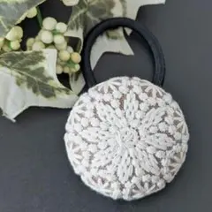 インド刺繍リボン くるみボタン ヘアゴム　幾何学模様