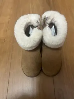 ベビー　キッズ　UGG ブーツ　14.5㎝