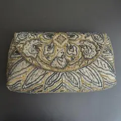 ビーズ刺繍　クラッチバッグ