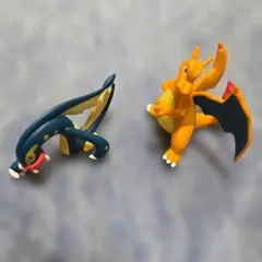 ポケモン　リザードン・シビルドン　フィギュア