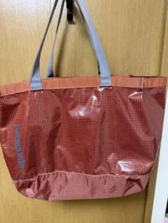 パタゴニア ブラックホール ギアトートバッグ 28L レッドのサムネイル