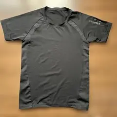 adidas 黒 Tシャツ 160センチ