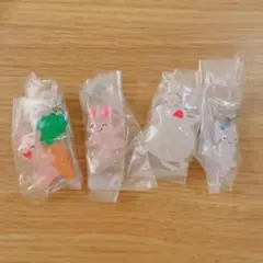 めじるしアクセサリー　ガチャガチャ　ノンタン