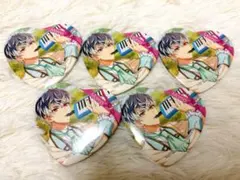アイナナ 百 G4Y 缶バッジ - メルカリ
