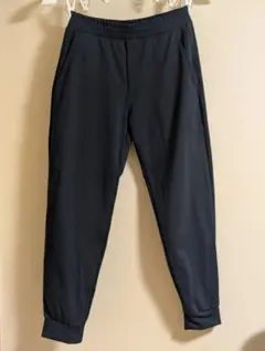 ユニクロ ウルトラストレッチアクティブジョガーパンツ Sサイズ ネイビー