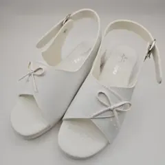 ナースサンダル 白 S 22cm相当 3E 幅広 リボン ブランアンジェ 看護師