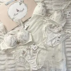 【新品】新作　新品未使用　リサマリ　タグ付き　ランジェリー　4 点　セット