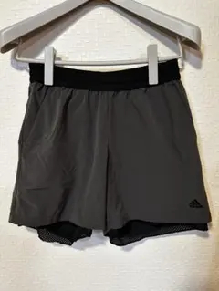 adidas グレー ショートパンツ メッシュインナー付き