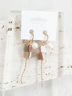 淡水 シェル フープ イヤリング ナチュラル ハンドメイド ゴールド ピアス