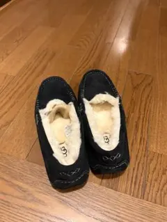 UGG モカシンのサムネイル