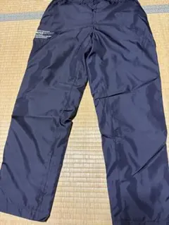 DESCENTE ナイロン製 ネイビー ストレートパンツ Mサイズ