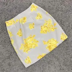 ✨BE NEAT✨ビーニート♡花柄ミニタイトスカート♡グレー♡シック♡大人可愛い