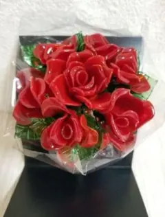 ガラス細工でできた薔薇の花束のサムネイル