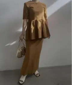 Ameri　MEDI PEPLUM SET UP DRESS